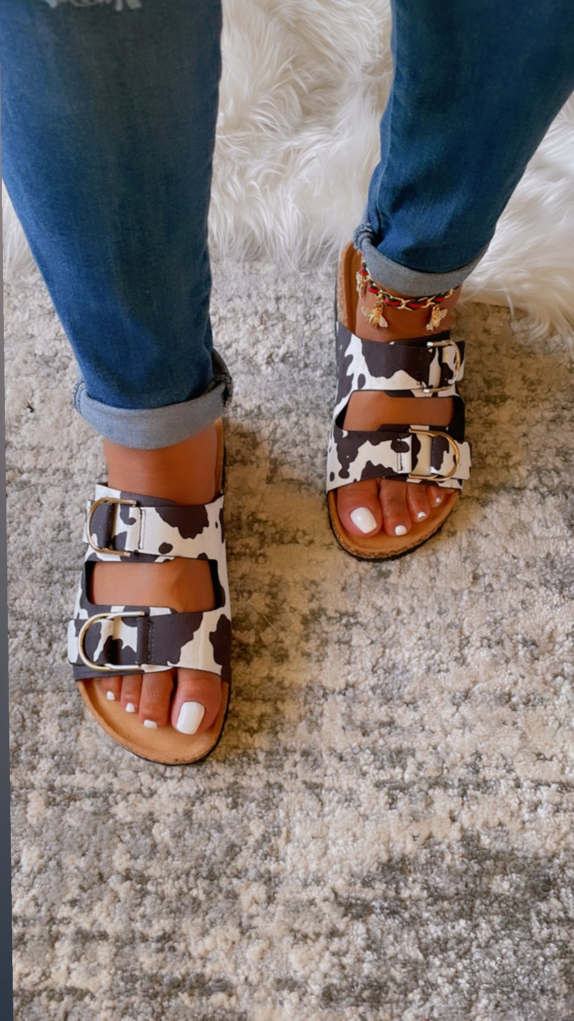 COOLTURE COW PRINT SLIDES-BLACK COW